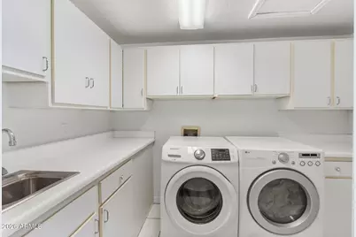 550 W Berridge Lane, Phoenix, AZ 85013 - Photo 55