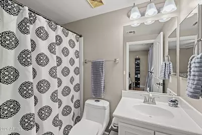 1711 E Horseshoe Drive, Chandler, AZ 85249 - Photo 35