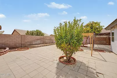 15757 W Papago Street, Goodyear, AZ 85338 - Photo 17