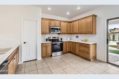 10522 W Robin Lane, Peoria, AZ 85383 - Photo 13