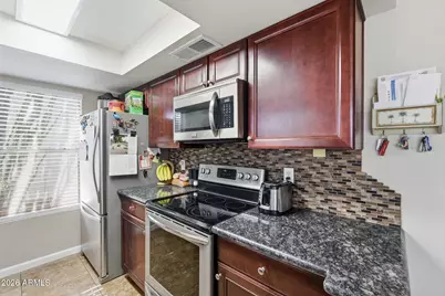 6526 W Mescal Street, Glendale, AZ 85304 - Photo 15