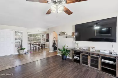 6526 W Mescal Street, Glendale, AZ 85304 - Photo 9