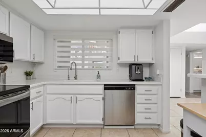 10014 E Michigan Avenue, Sun Lakes, AZ 85248 - Photo 11