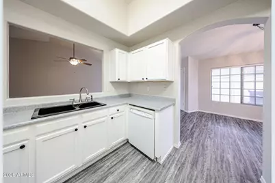 6431 W Chisum Trail, Phoenix, AZ 85083 - Photo 13