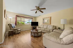 10814 W Sarabande Cir, Sun City, AZ 85351 - Photo 3