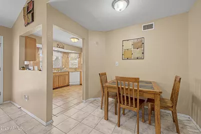 8861 N 114th Lane, Peoria, AZ 85345 - Photo 11