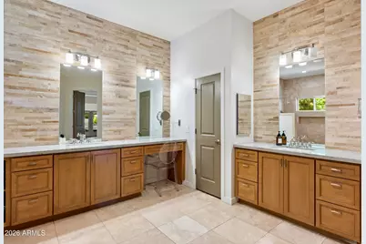 7281 E Royal Palm Road, Scottsdale, AZ 85258 - Photo 25