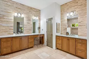 7281 E Royal Palm Rd, Scottsdale, AZ 85258 - Photo 25