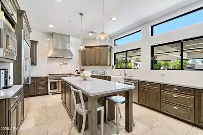 7281 E Royal Palm Road, Scottsdale, AZ 85258 - Photo 11
