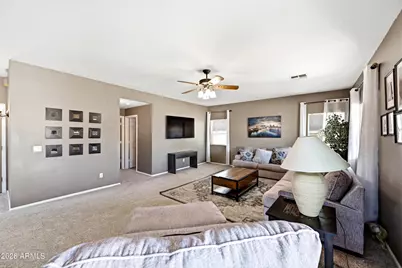 3210 S 81st Avenue, Phoenix, AZ 85043 - Photo 9