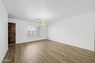 2102 W Utopia Rd, Phoenix, AZ 85027 - Photo 11