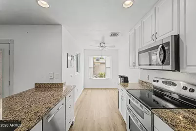 2102 W Utopia Road, Phoenix, AZ 85027 - Photo 17
