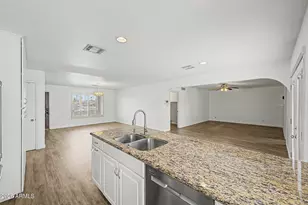 2102 W Utopia Rd, Phoenix, AZ 85027 - Photo 19