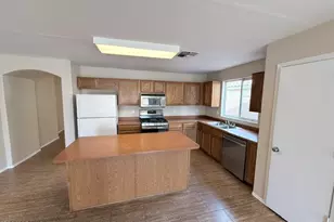 1932 W Alta Vista Rd, Phoenix, AZ 85041 - Photo 3