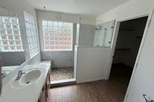 1932 W Alta Vista Rd, Phoenix, AZ 85041 - Photo 5