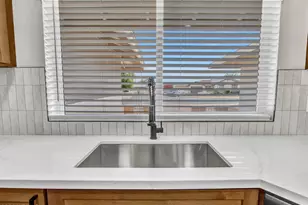 4915 W Shangri La Rd, Glendale, AZ 85304 - Photo 13