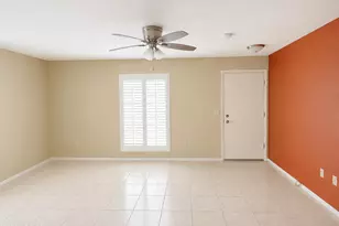 10542 W Tropicana Cir, Sun City, AZ 85351 - Photo 7
