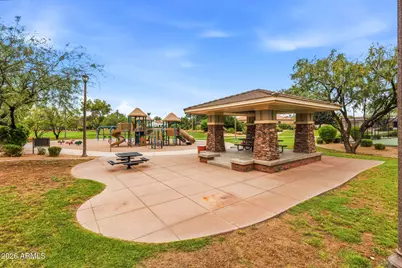622 E Vinedo Lane, Tempe, AZ 85284 - Photo 49