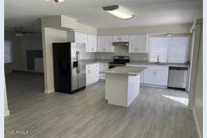 639 W Grove Circle, Mesa, AZ 85210 - Photo 7