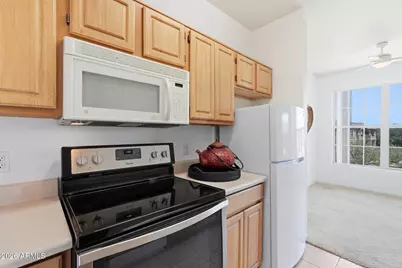 14950 W Mountain View Boulevard #3309, Surprise, AZ 85374 - Photo 9