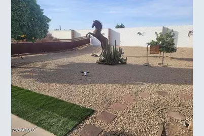 9702 W Campana Drive, Sun City, AZ 85351 - Photo 25