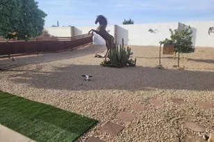 9702 W Campana Dr, Sun City, AZ 85351 - Photo 25