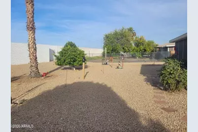 9702 W Campana Drive, Sun City, AZ 85351 - Photo 15