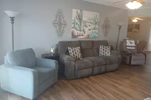 9702 W Campana Dr, Sun City, AZ 85351 - Photo 5