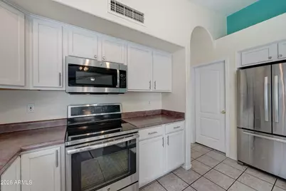 9504 E Posada Avenue, Mesa, AZ 85212 - Photo 9