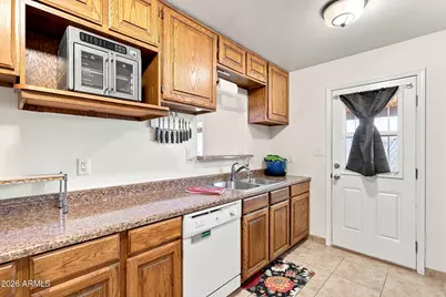 11025 N 43rd Drive, Glendale, AZ 85304 - Photo 13