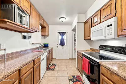 11025 N 43rd Drive, Glendale, AZ 85304 - Photo 5