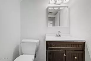 860 N McQueen Rd, Chandler, AZ 85225 - Photo 19