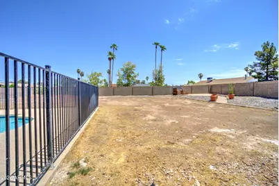 2803 W Rosewood Drive, Chandler, AZ 85224 - Photo 9