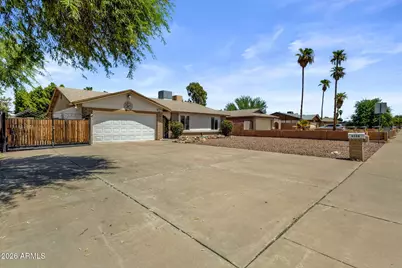 4126 W Sweetwater Avenue, Phoenix, AZ 85029 - Photo 1