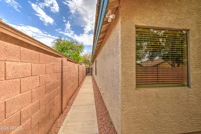 15668 W Saguaro Lane, Surprise, AZ 85374 - Photo 35