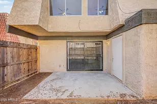 6060 W Golden Ln, Glendale, AZ 85302 - Photo 23