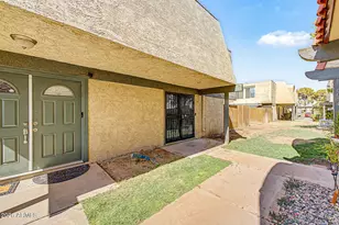 6060 W Golden Ln, Glendale, AZ 85302 - Photo 1
