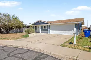 125 N Ridge Cir, Mesa, AZ 85203 - Photo 1