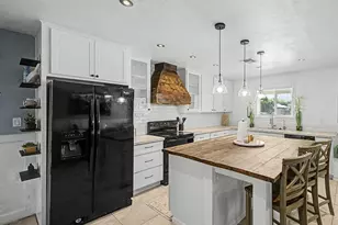 125 N Ridge Cir, Mesa, AZ 85203 - Photo 11