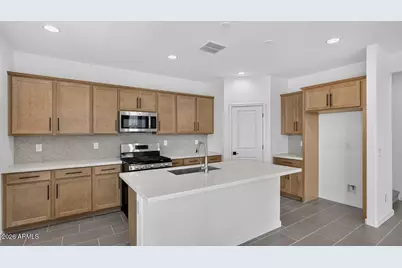 25342 N 165th Lane, Surprise, AZ 85387 - Photo 7