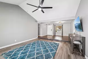 10018 N 48th Ln, Glendale, AZ 85302 - Photo 15