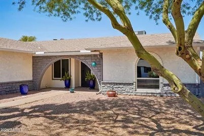 10018 N 48th Lane, Glendale, AZ 85302 - Photo 5