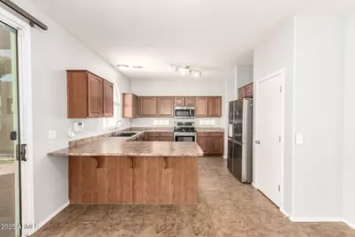 17507 N Costa Brava Avenue, Maricopa, AZ 85139 - Photo 11
