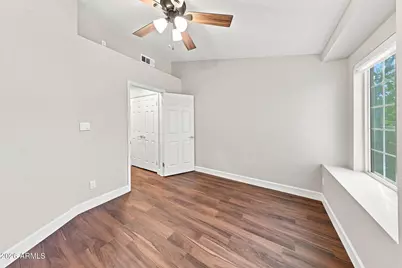 8140 N 107th Avenue #142, Peoria, AZ 85345 - Photo 19