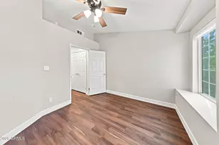 8140 N 107th Ave, Peoria, AZ 85345 - Photo 19