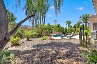 1047 W Armstrong Way, Chandler, AZ 85286 - Photo 43