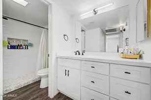 2625 E Indian School Rd, Phoenix, AZ 85016 - Photo 19