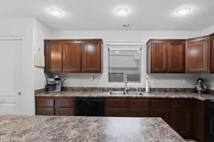 9838 W Salter Dr, Peoria, AZ 85382 - Photo 15