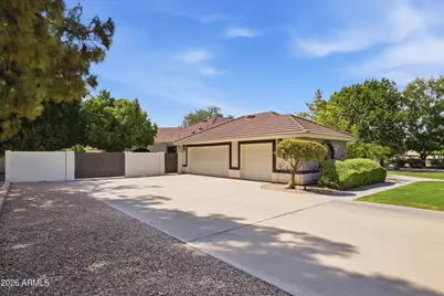 4451 E Desert Lane, Gilbert, AZ 85234 - Photo 3