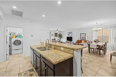 18016 W Ivy Lane, Surprise, AZ 85388 - Photo 15